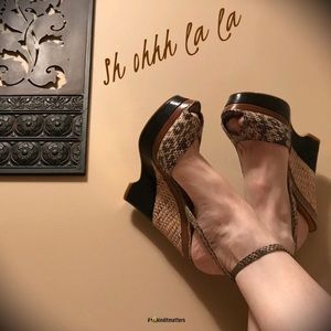 Bebe Snake Skin Wedge 5 1/2” Heels Like New
